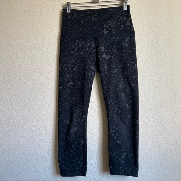LULULEMON Top Speed Crop Full-On Luxtreme Star Crushed Coal Black Women Size 6 - Picture 2 of 9